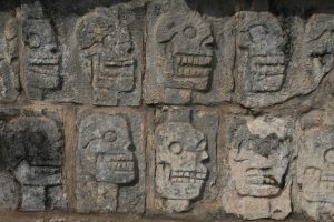 THE 3 STRANGEST COSMETIC DENTISTRY PRACTICES ON PRE-HISPANIC CULTURES