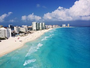 An affordable dental vacation in Cancun!?